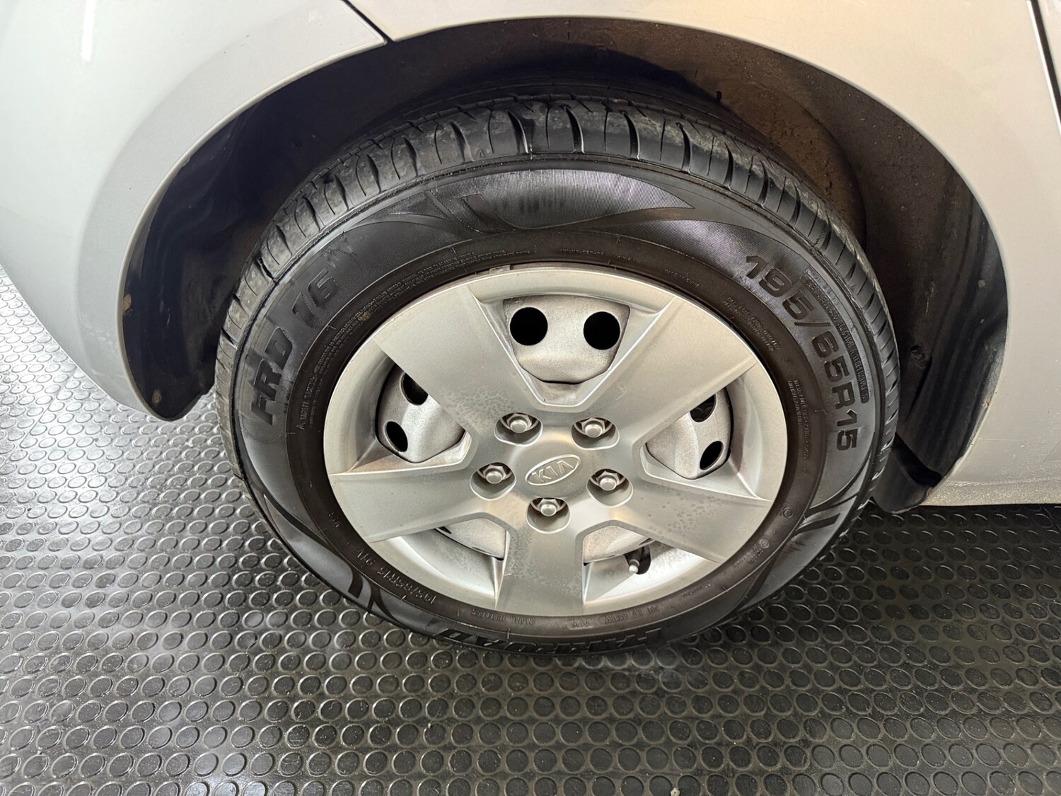 Used Kia Venga 2013 for sale - 78084683: Photo 14