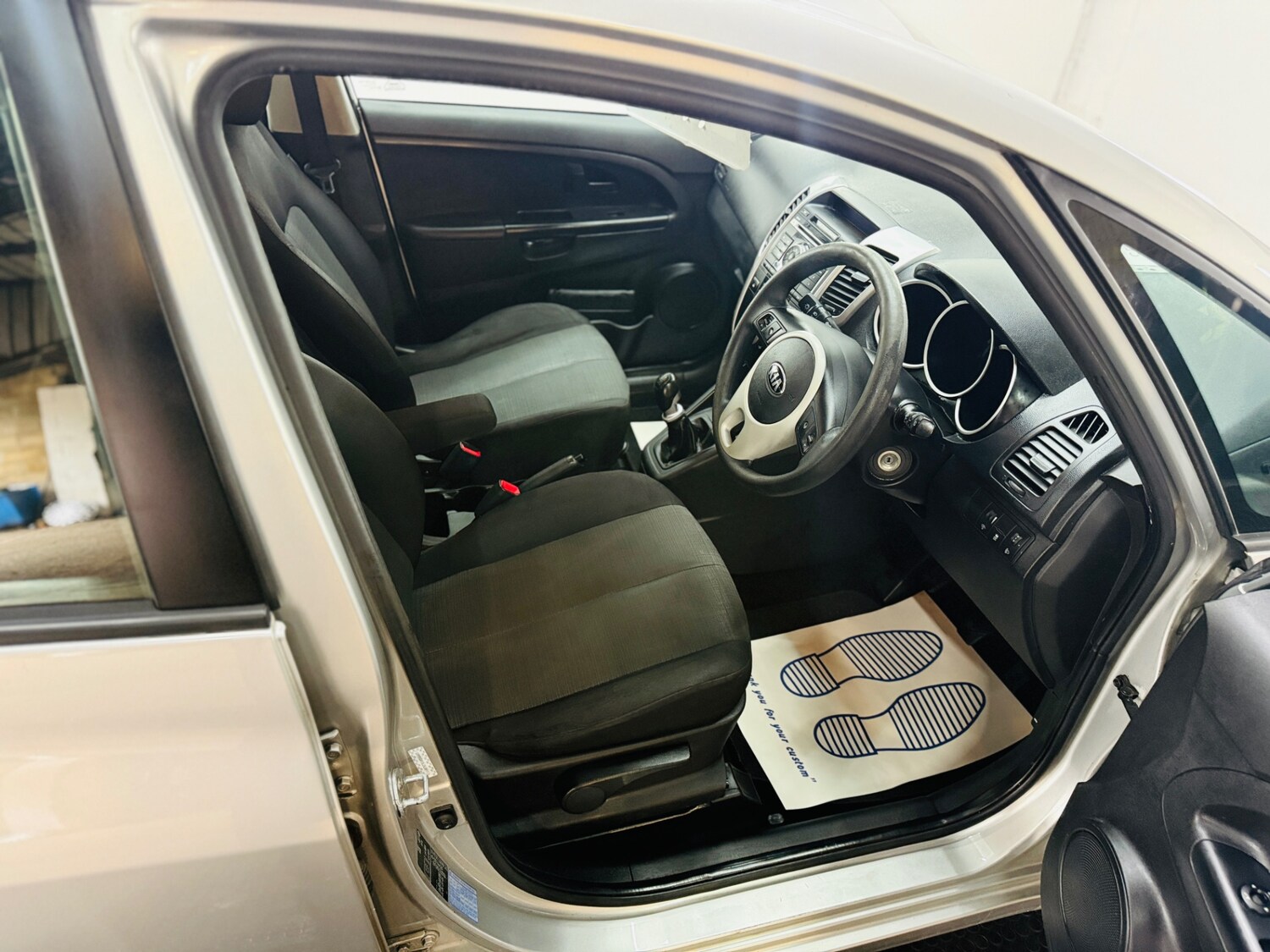 Used Kia Venga 2013 for sale - 78084683: Photo 15