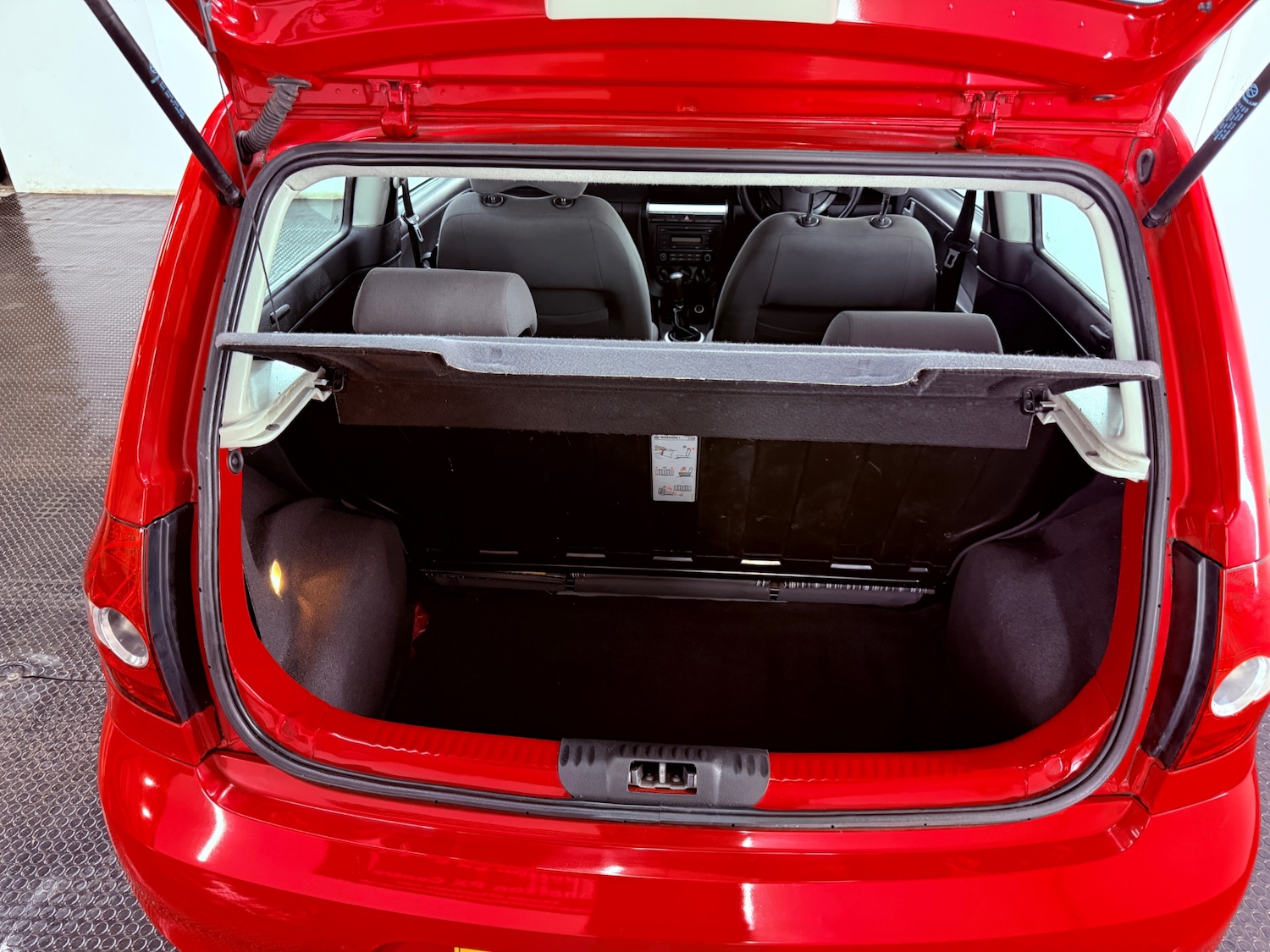 Used Volkswagen Fox 2010 for sale - 77776139: Photo 16