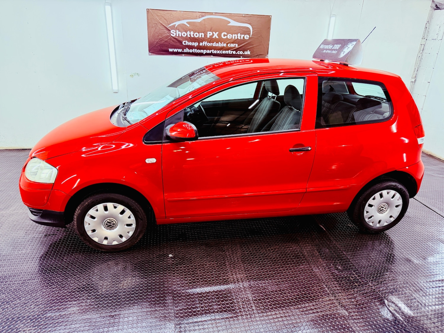 Used Volkswagen Fox 2010 for sale - 77776139: Photo 2