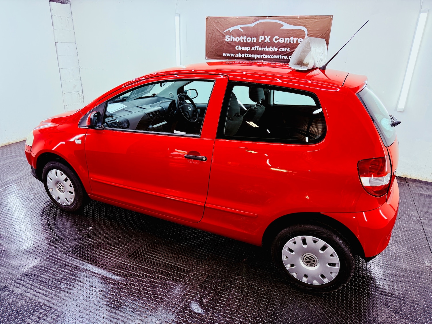 Used Volkswagen Fox 2010 for sale - 77776139: Photo 3