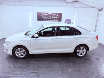 Used Skoda Rapid 2013 for sale - 77027857: Photo