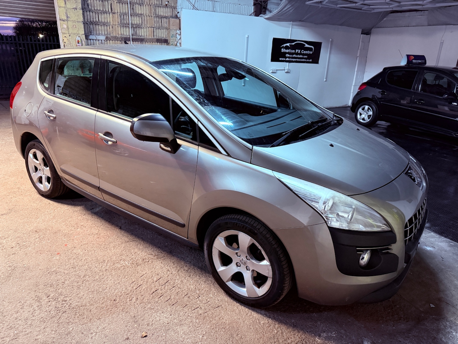 Used Peugeot 3008 2011 for sale - 77720908: Photo 1