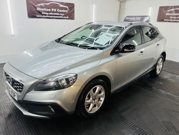 Used Volvo V40 2013 for sale - 78921193: Photo