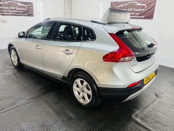 Used Volvo V40 2013 for sale - 78921193: Photo