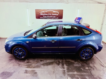 Used Ford Focus 2005 for sale - 77766828: Photo