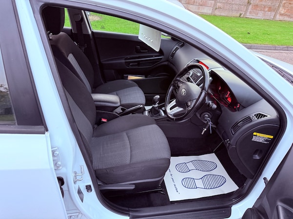 Used Kia Ceed 2010 for sale - 76211670: Photo 16