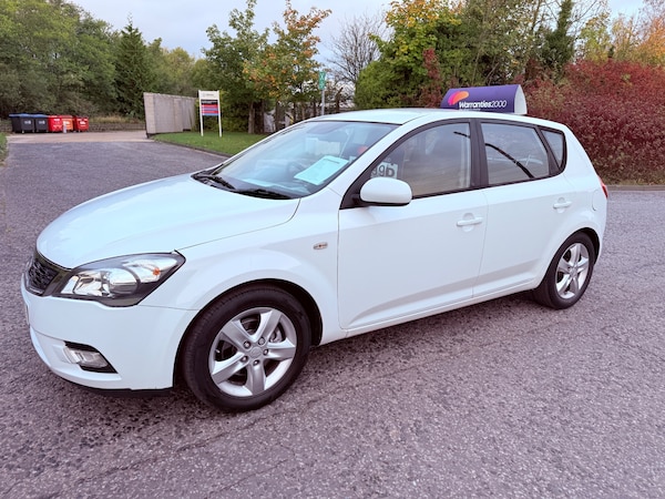 Used Kia Ceed 2010 for sale - 76211670: Photo 7