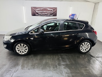 Used Vauxhall Astra 2011 for sale - 79483484: Photo