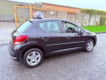 Used Peugeot 207 2010 for sale - 76438283: Photo