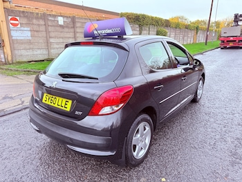 Used Peugeot 207 2010 for sale - 76438283: Photo
