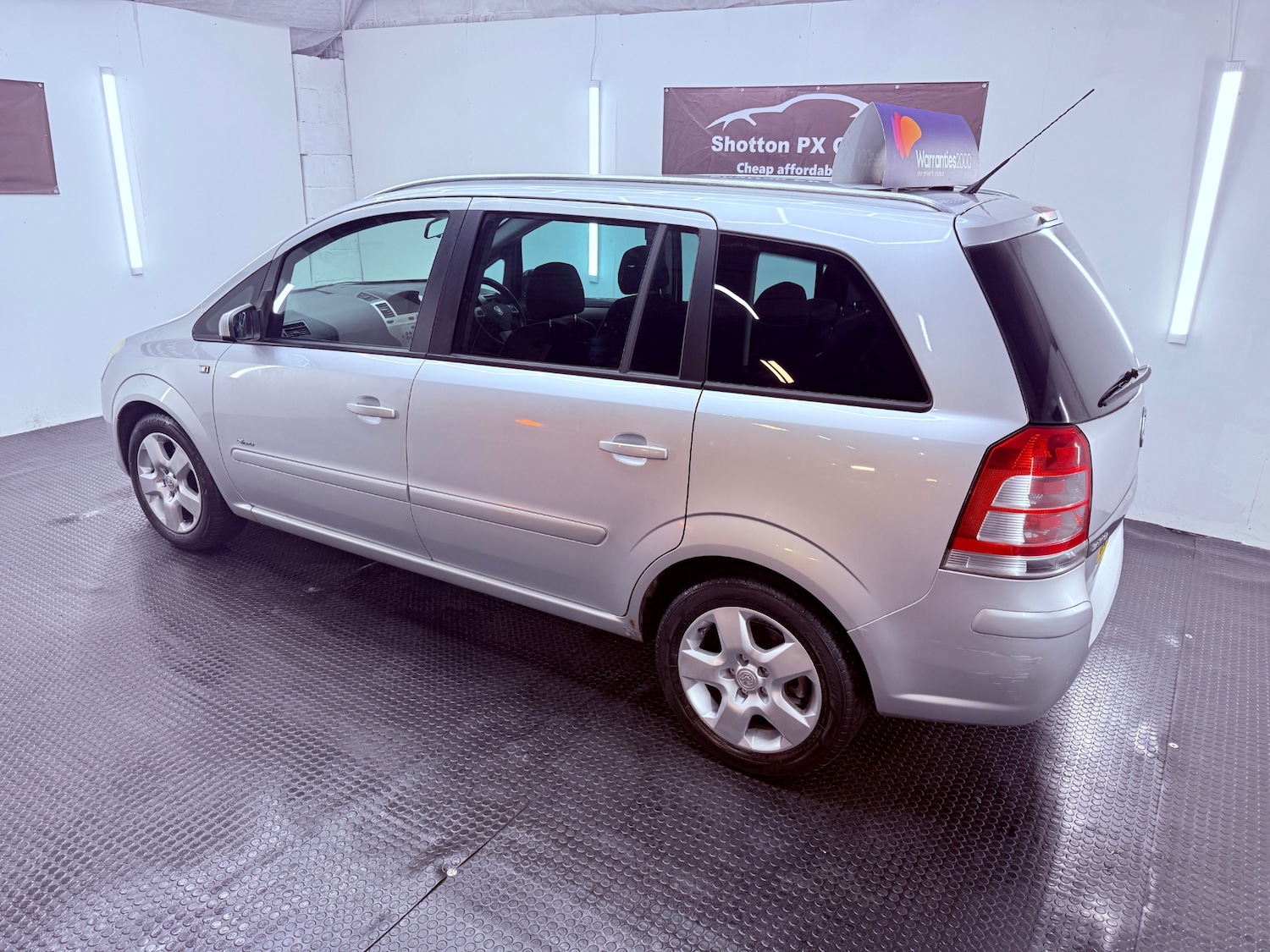 Used Vauxhall Zafira 2008 for sale - 77114357: Photo 3