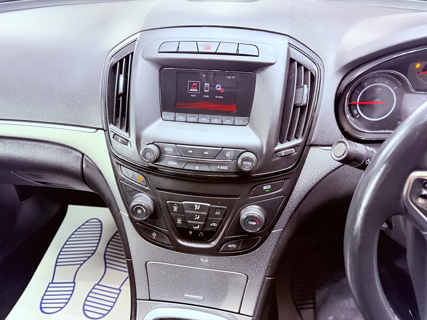 Used Vauxhall Insignia 2013 for sale - 77170989: Photo 17