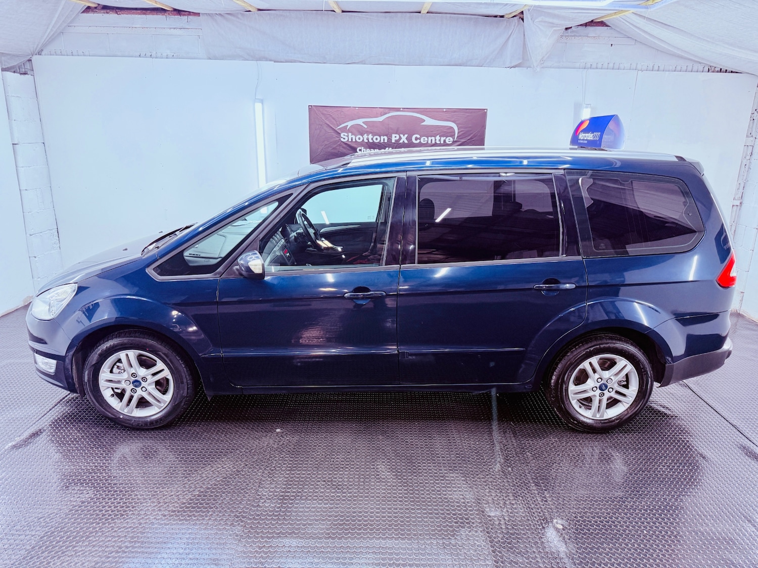 Used Ford Galaxy 2011 for sale - 77337886: Photo 2