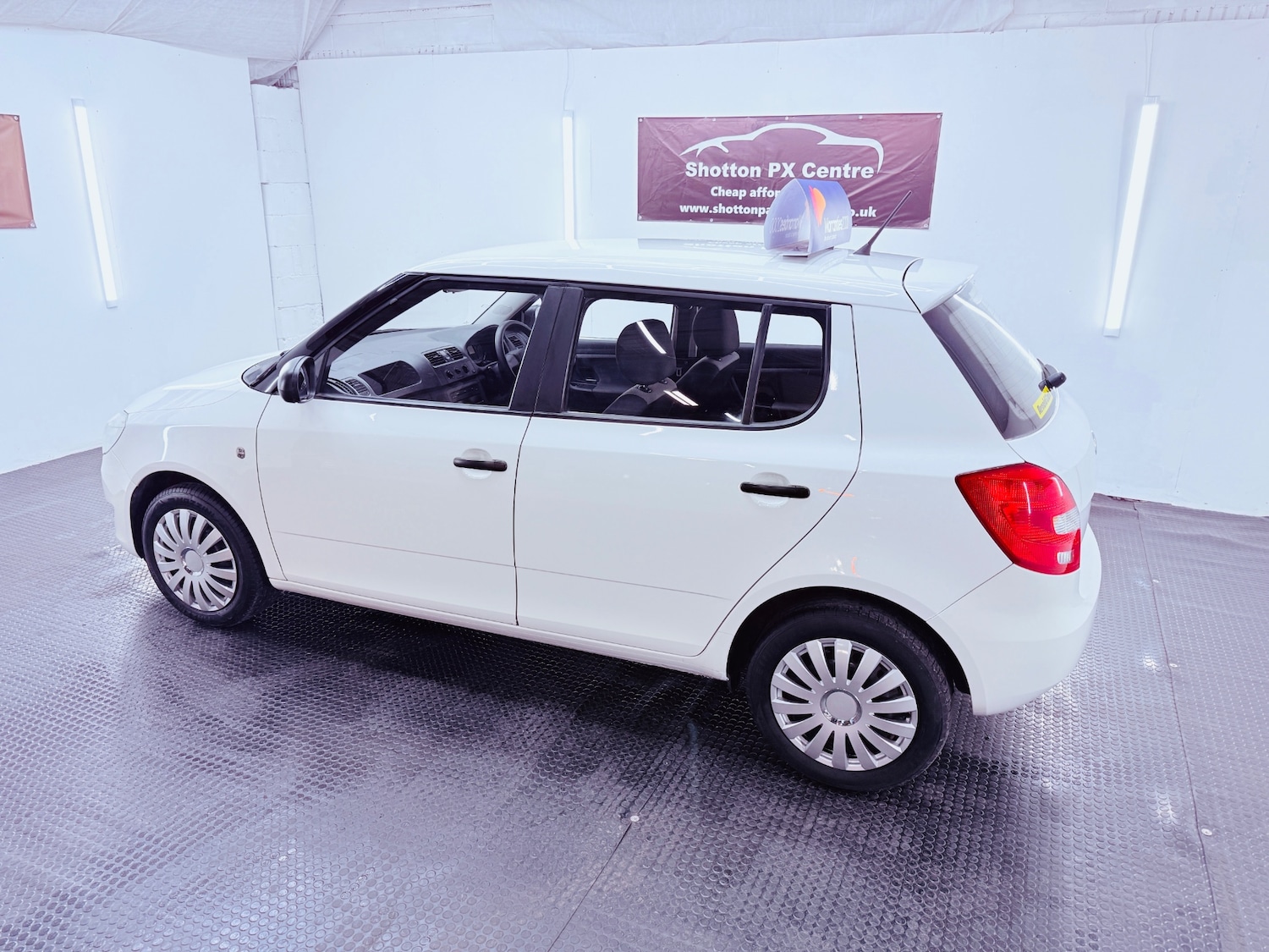 Used Skoda Fabia 2012 for sale - 77034165: Photo 3
