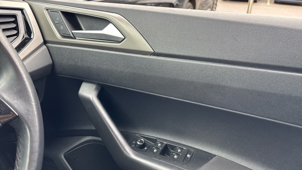 Used Volkswagen Polo 2021 for sale - 76872648: Photo 32