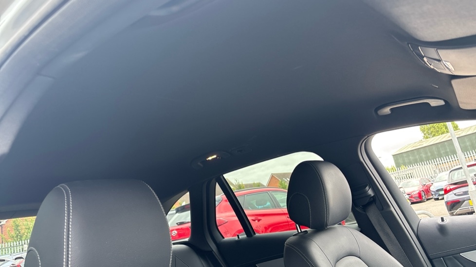 Used Mercedes-Benz GLC 2022 for sale - 76868599: Photo 33