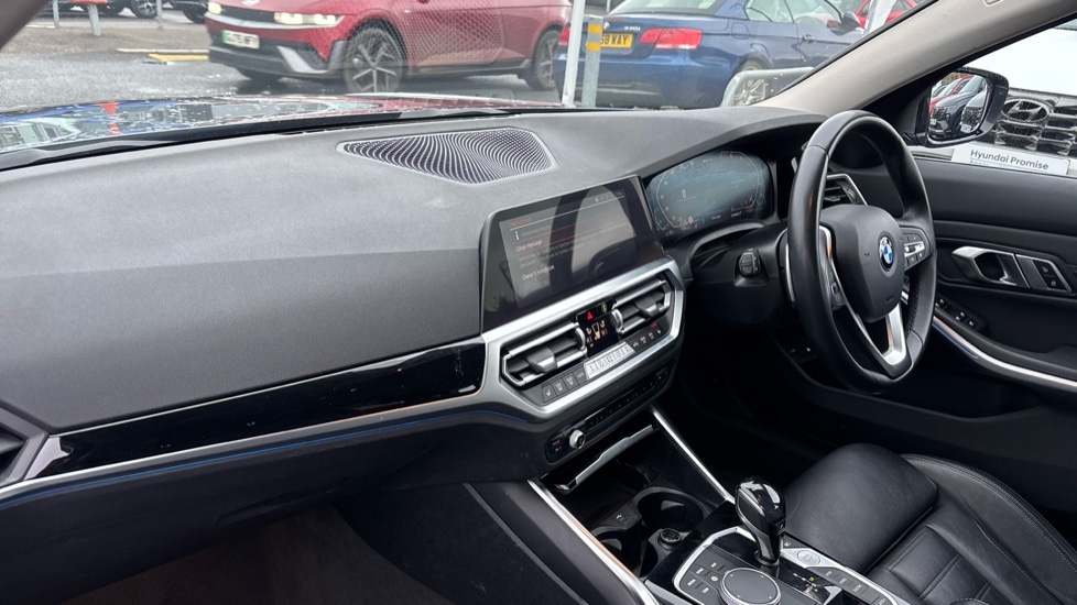 Used BMW 3 Series 2021 for sale - 76873230: Photo 10