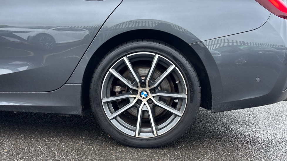 Used BMW 3 Series 2021 for sale - 76873230: Photo 19