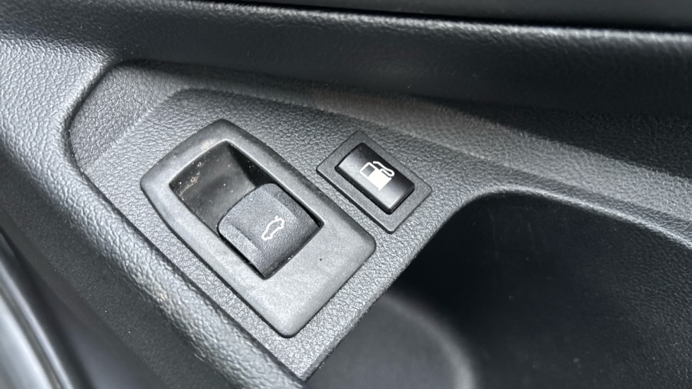 Used BMW 3 Series 2021 for sale - 76873230: Photo 41