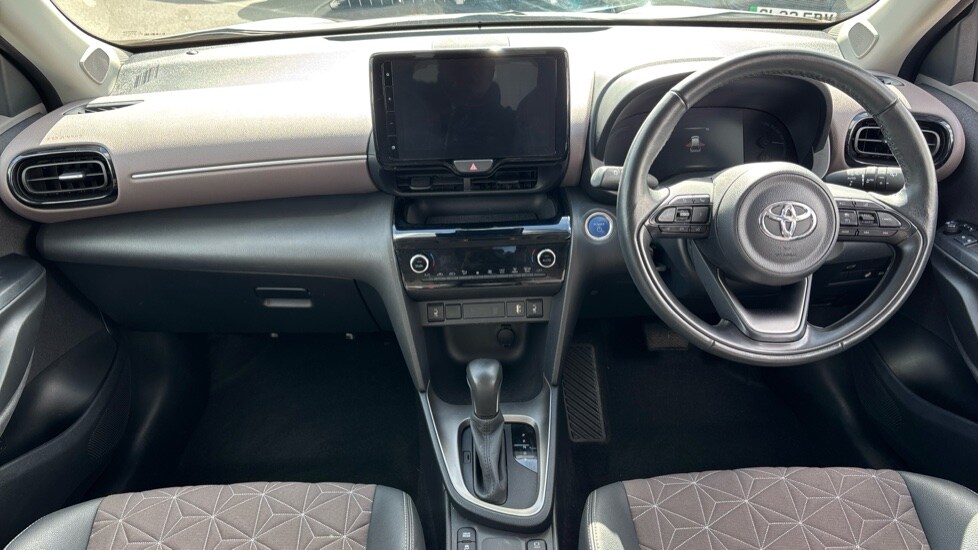 Used Toyota Yaris Cross 2023 for sale - 75829292: Photo 11