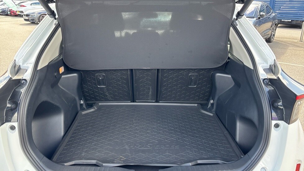 Used Toyota Yaris Cross 2023 for sale - 75829292: Photo 15