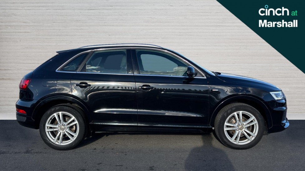 Used Audi Q3 2018 for sale - 76372782: Photo 2