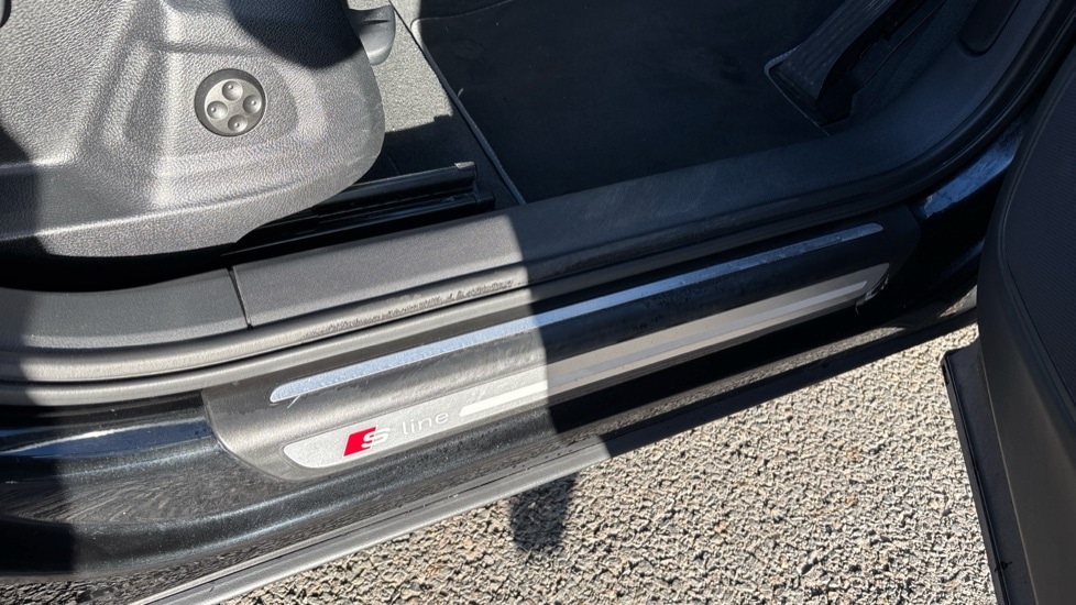 Used Audi Q3 2018 for sale - 76372782: Photo 39