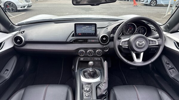 Used Mazda MX-5 2018 for sale - 75345932: Photo 11