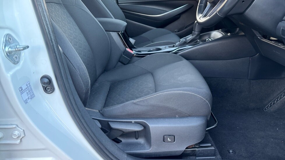 Used Toyota Corolla 2020 for sale - 76872188: Photo 33