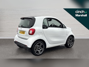 Used smart fortwo 2022 for sale - 76350809: Photo
