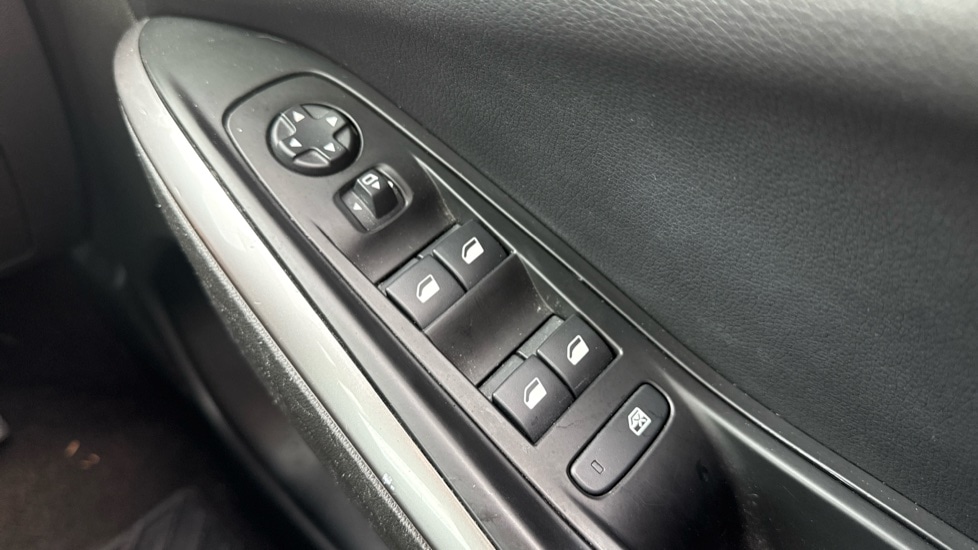 Used Vauxhall Grandland 2022 for sale - 76871369: Photo 32