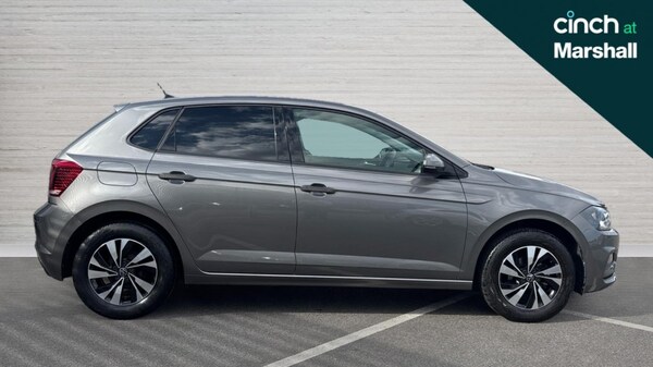 Used Volkswagen Polo 2021 for sale - 76146055: Photo 2