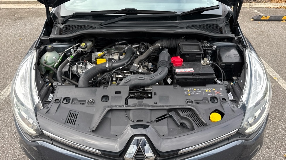 Used Renault Clio 2018 for sale - 76124690: Photo 16