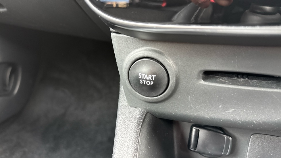 Used Renault Clio 2018 for sale - 76124690: Photo 21