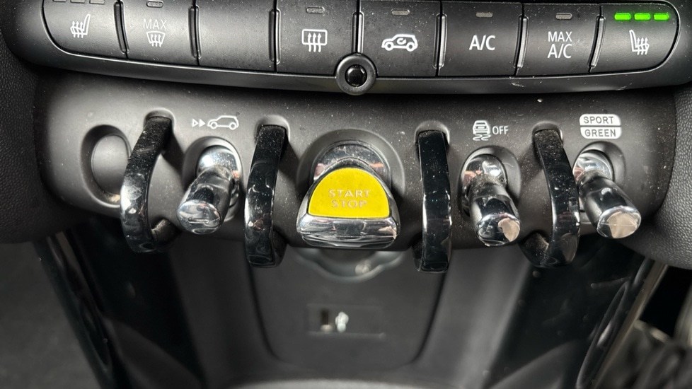 Used MINI Hatch 2022 for sale - 76873582: Photo 47