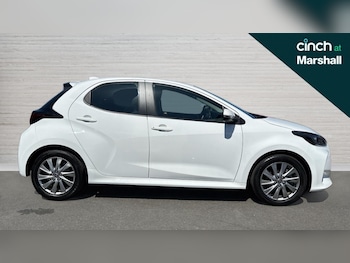 Used Toyota Yaris 2023 for sale - 76018241: Photo