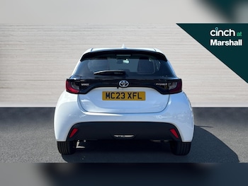 Used Toyota Yaris 2023 for sale - 76018241: Photo