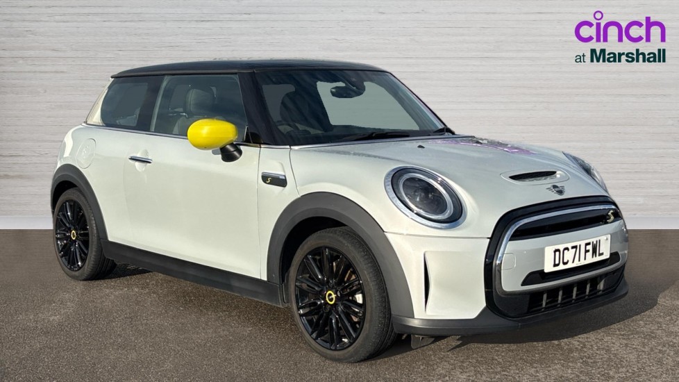Used MINI Hatch 2021 for sale - 76873690: Photo 1