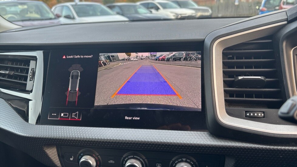 Used Audi A1 2023 for sale - 76870591: Photo 25