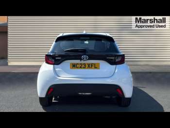 Used Toyota Yaris 2023 for sale - 74971043: Photo