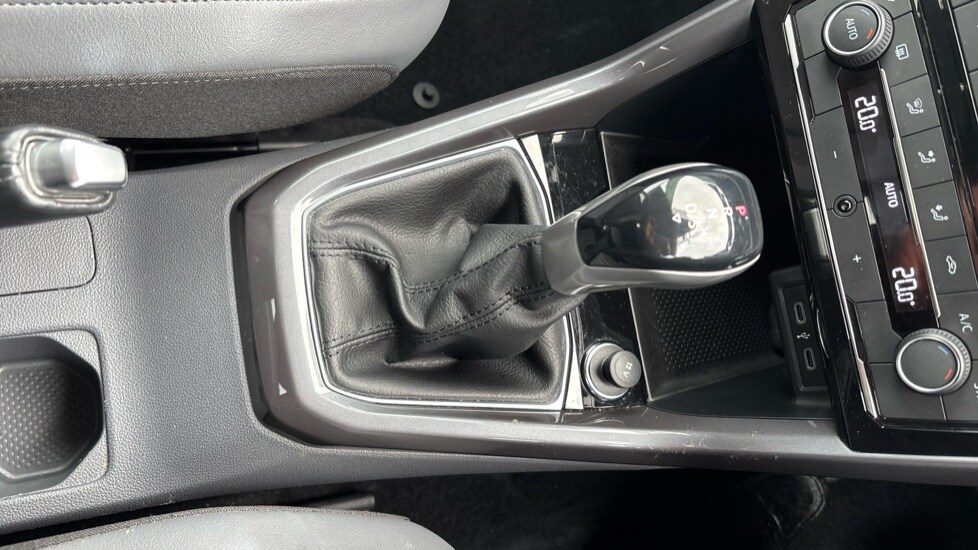 Used Volkswagen T-Cross 2021 for sale - 76870724: Photo 27