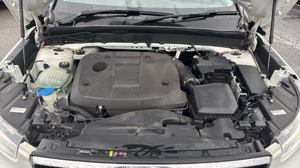 Used Volvo XC40 2020 for sale - 76872229: Photo 16