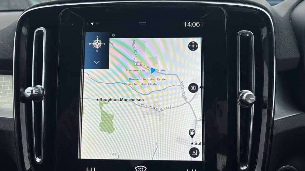 Used Volvo XC40 2020 for sale - 76872229: Photo 29