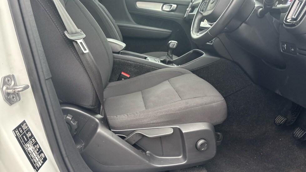 Used Volvo XC40 2020 for sale - 76872229: Photo 33