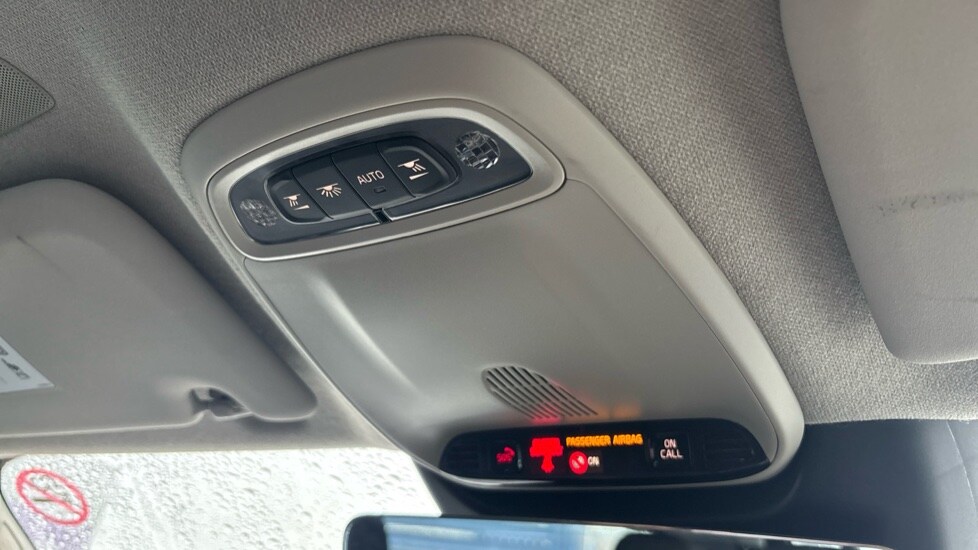 Used Volvo XC40 2020 for sale - 76872229: Photo 43