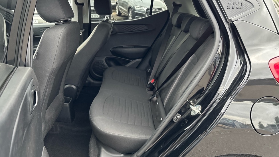 Used Hyundai i10 2022 for sale - 76130773: Photo 14