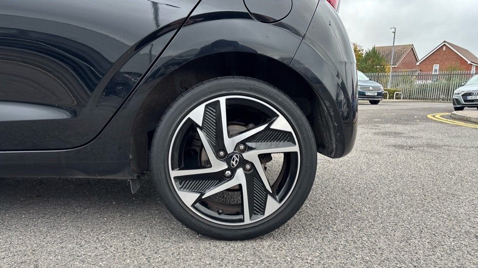 Used Hyundai i10 2022 for sale - 76130773: Photo 18