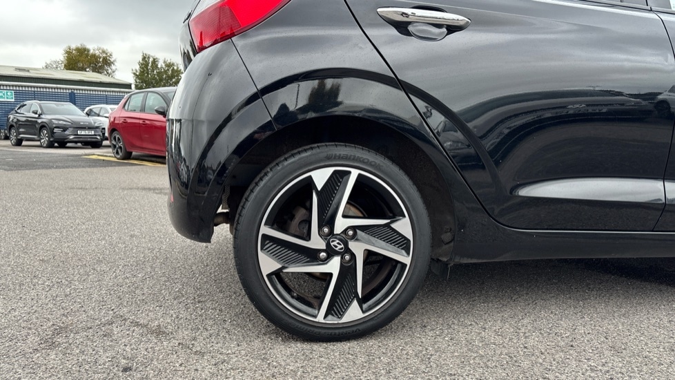 Used Hyundai i10 2022 for sale - 76130773: Photo 19