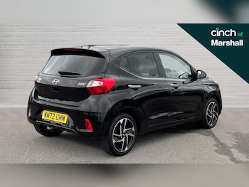 Used Hyundai i10 2022 for sale - 76130773: Photo